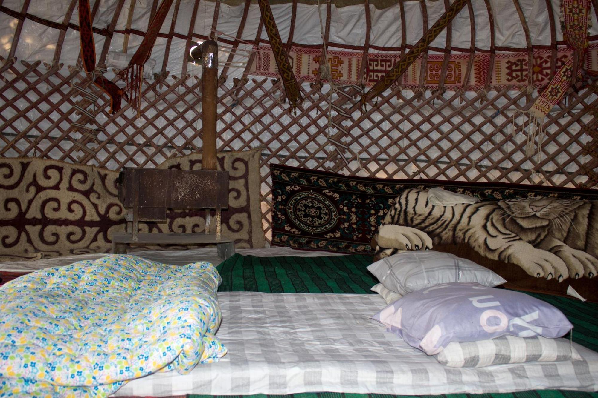 Authentic Uzbek Yurt Camp Eco-Friendly Hotel Nurota Buitenkant foto