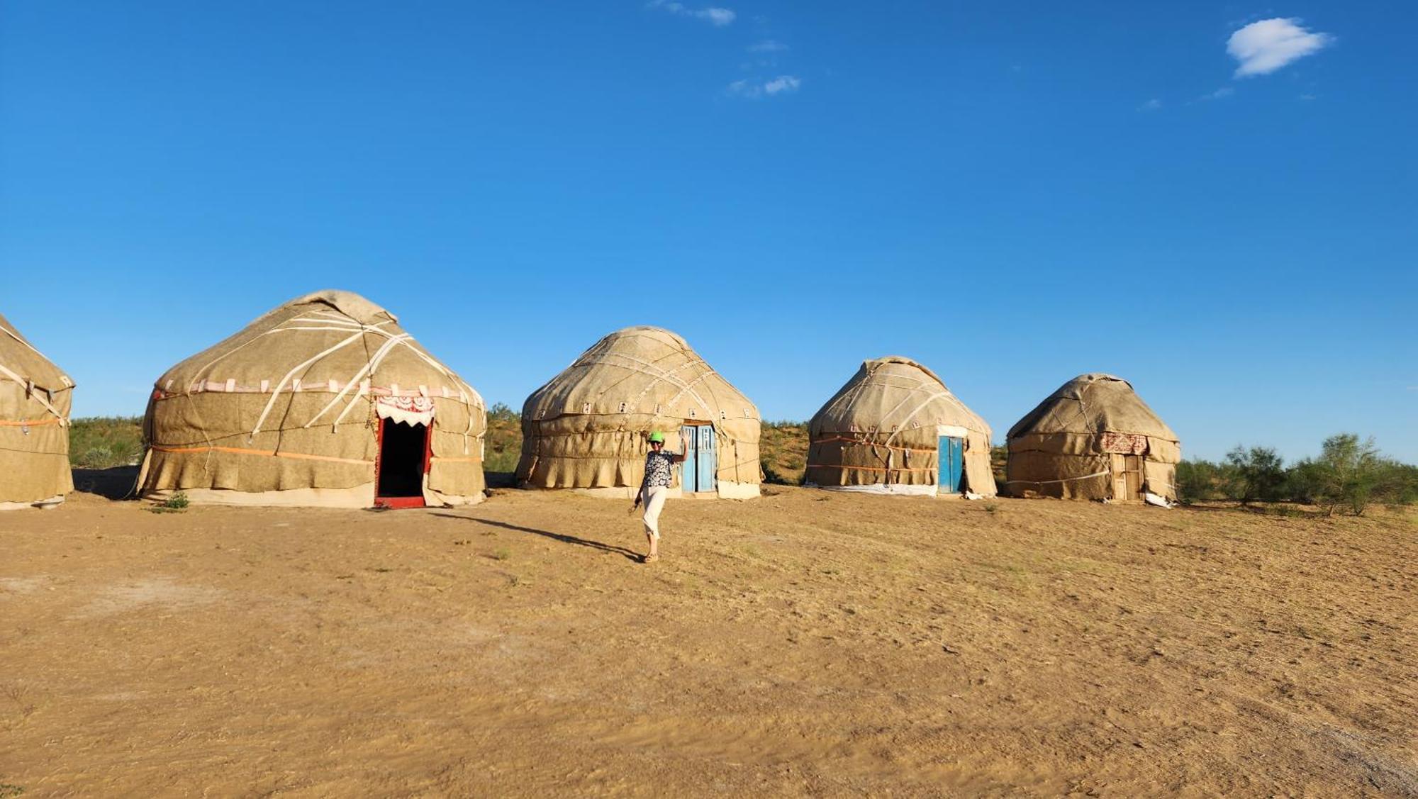 Authentic Uzbek Yurt Camp Eco-Friendly Hotel Nurota Buitenkant foto