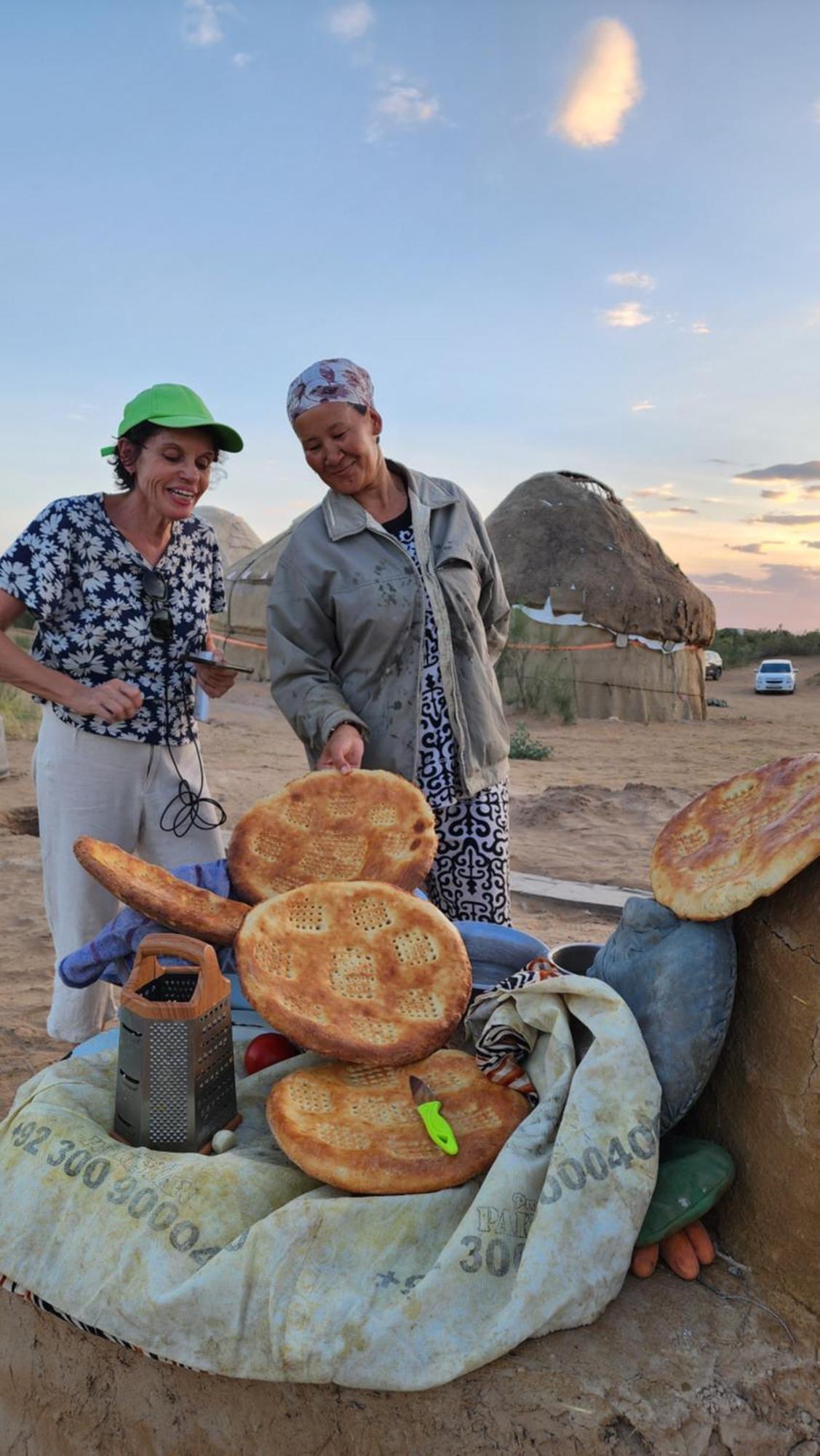Authentic Uzbek Yurt Camp Eco-Friendly Hotel Nurota Buitenkant foto
