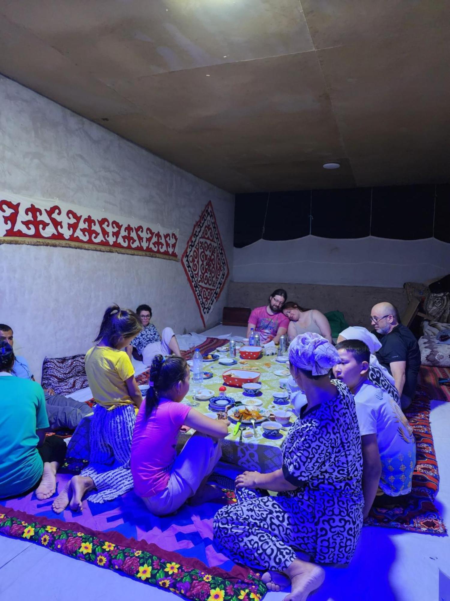 Authentic Uzbek Yurt Camp Eco-Friendly Hotel Nurota Buitenkant foto