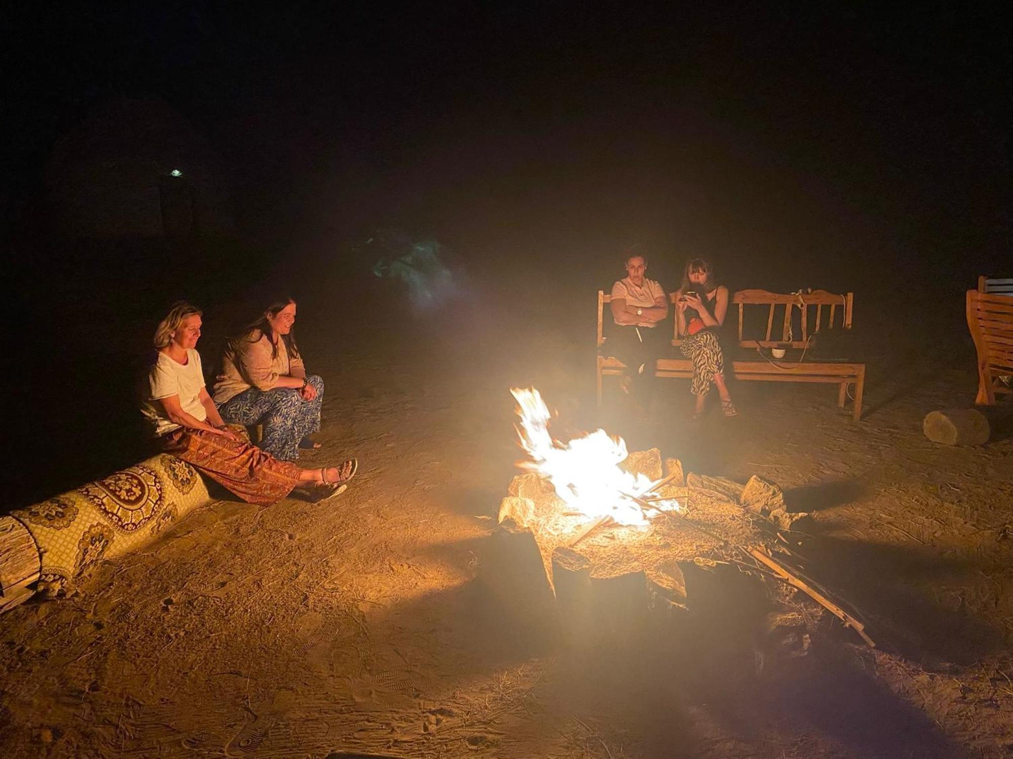 Authentic Uzbek Yurt Camp Eco-Friendly Hotel Nurota Buitenkant foto