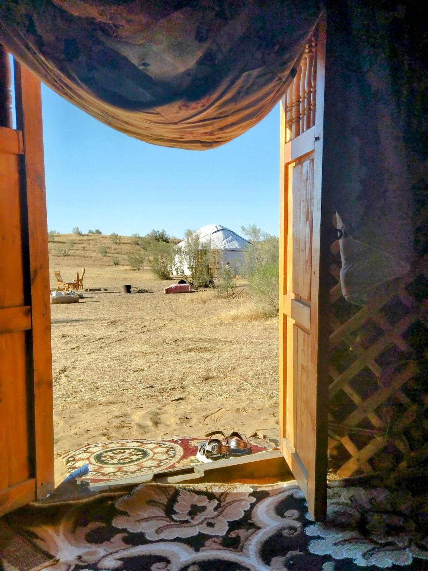 Authentic Uzbek Yurt Camp Eco-Friendly Hotel Nurota Buitenkant foto